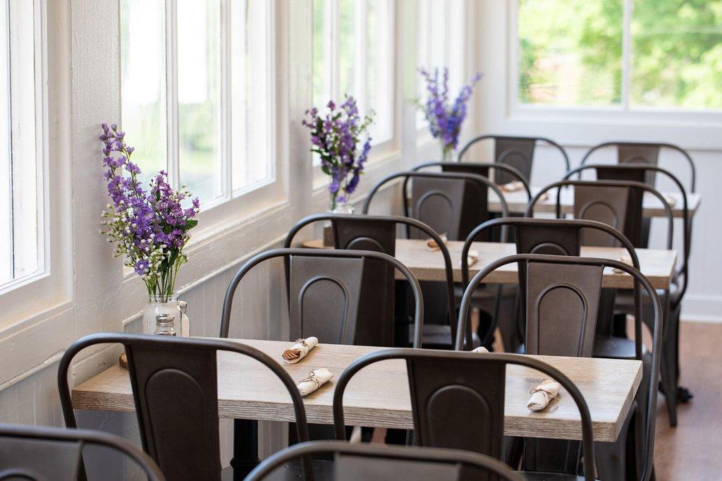 The Blackburn Inn And Conference Center Стонтон Экстерьер фото
